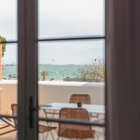 Les Iles, T2 Vue Ривду-Плаж