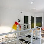 아파트 Les Iles, House