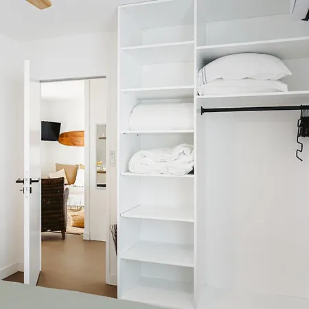 아파트 Les Iles, House
